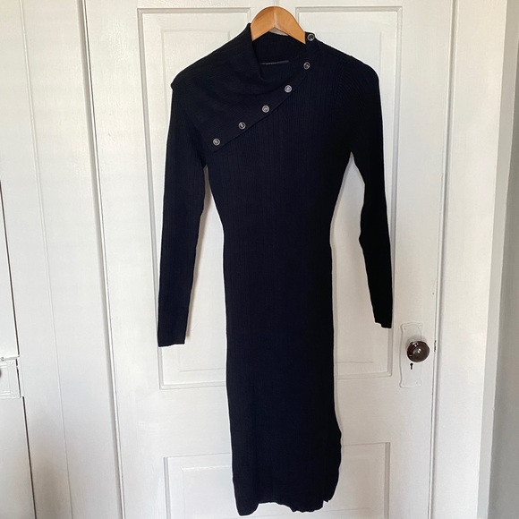 RIBBED BLACK GUESS DRESS WITH SILVER RING DETAIL - Picture 4 of 8